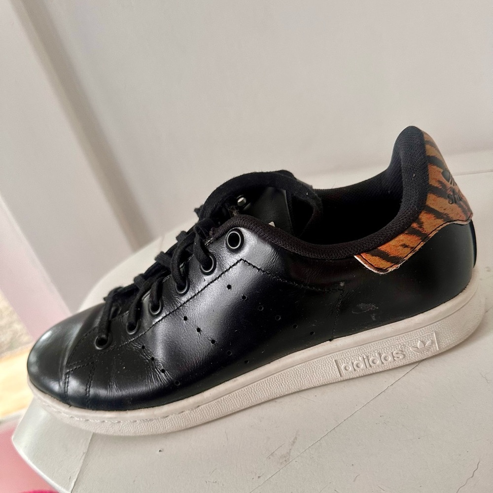Stan Smiths Custom Leopard Print-Backs